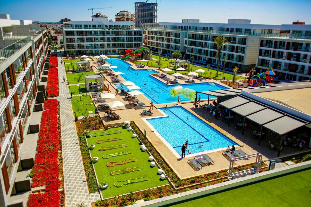 Ξενοδοχείο Courtyard Long 3*