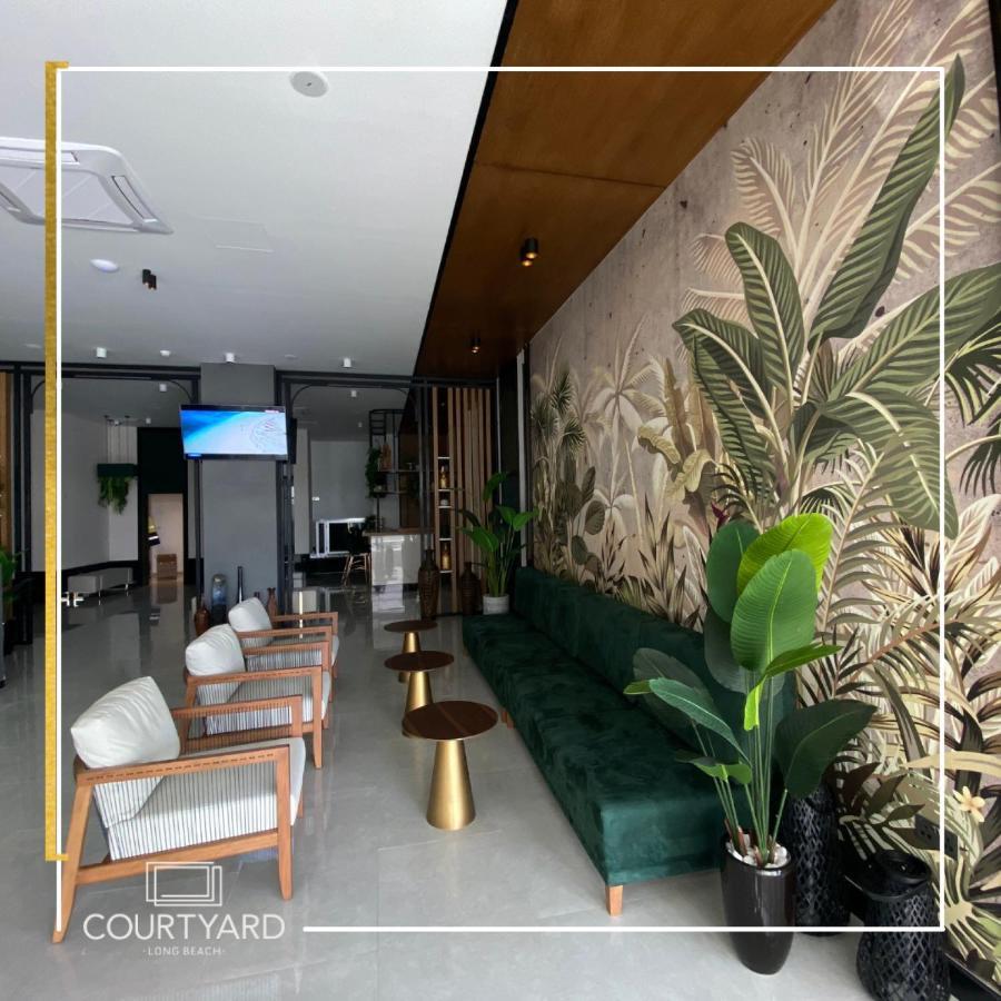Courtyard Long Ξενοδοχείο 3*