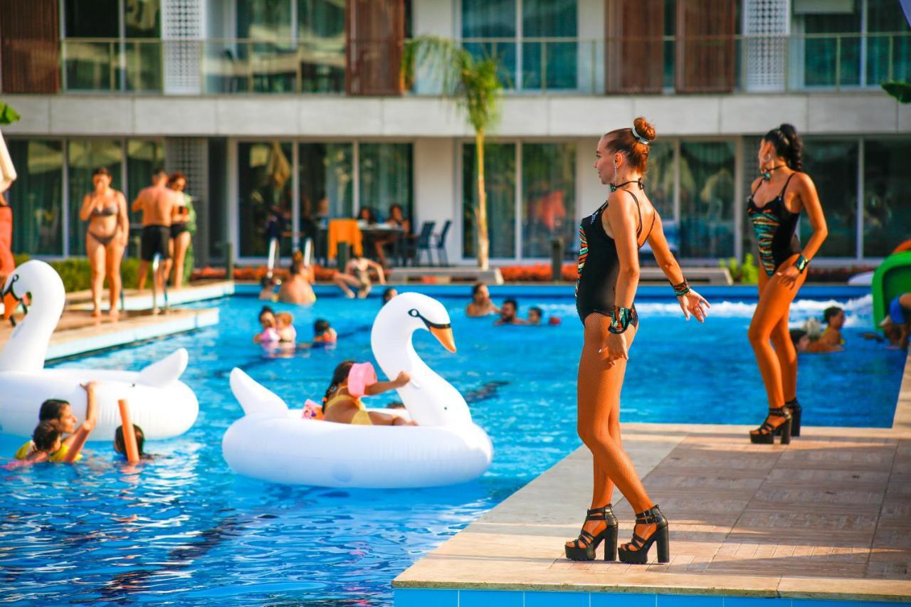Courtyard Long Ξενοδοχείο 3*